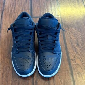 Jordan Men's Black and white with elephant print athletic Shoes